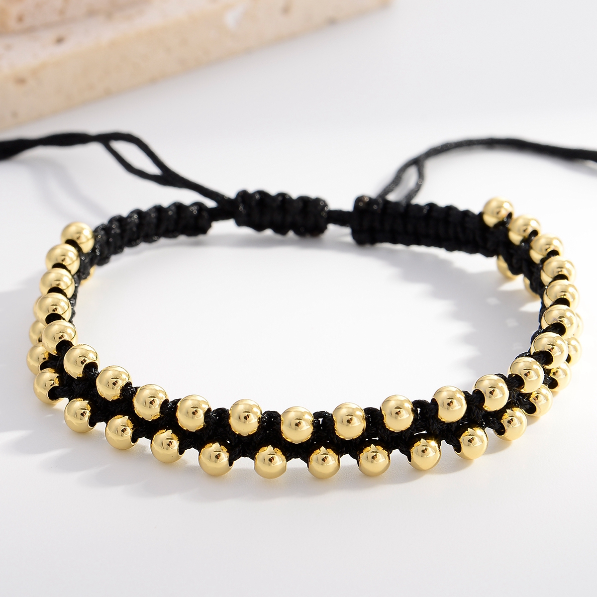 Retro Simple Style Round Gold Plated Wholesale Bracelets display picture 1