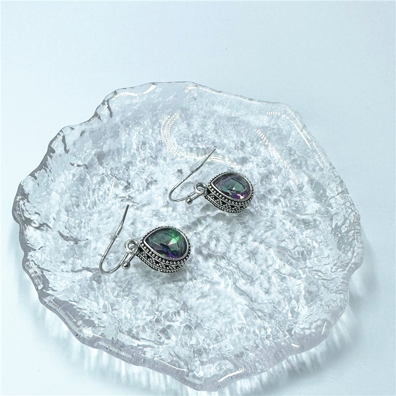 1 Pair Luxurious Queen Shiny Water Droplets Inlay Alloy Zircon Drop Earrings display picture 3