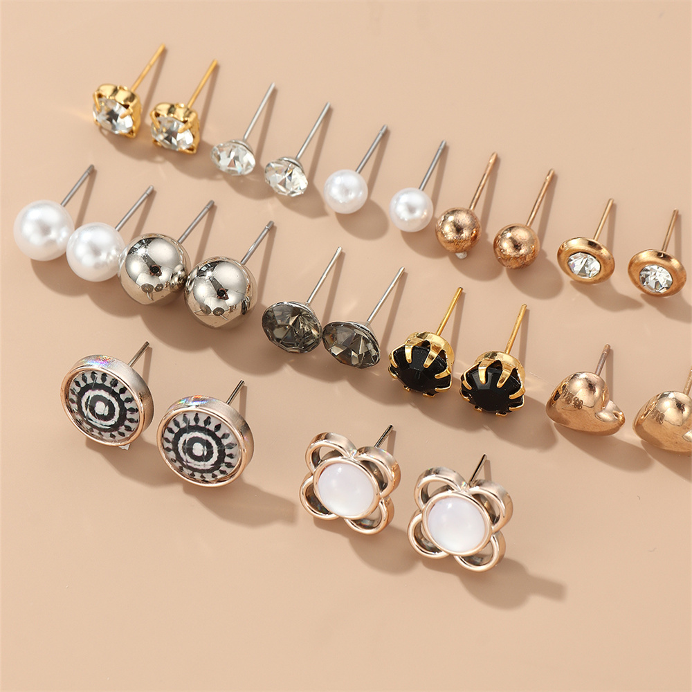 1 Set Casual Simple Style Commute Geometric Flower Inlay Alloy Artificial Rhinestones Artificial Pearls Ear Studs display picture 22