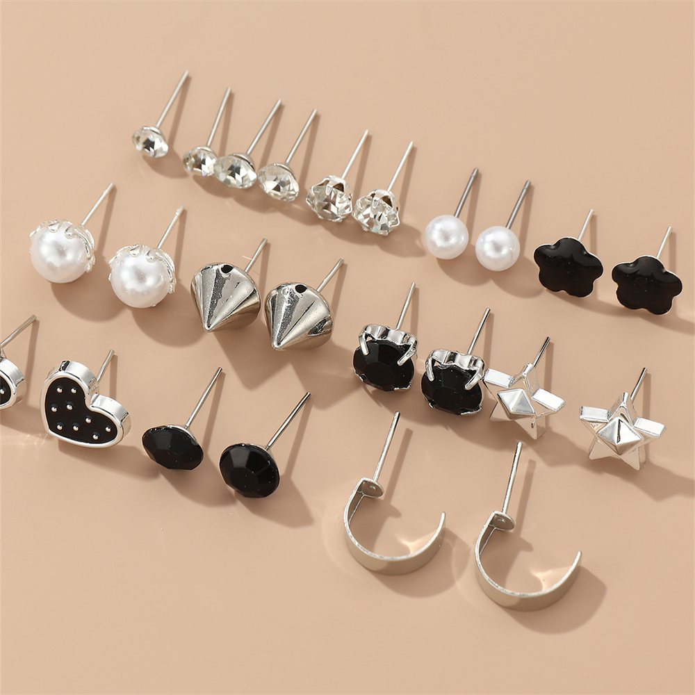 1 Set Casual Simple Style Commute Geometric Flower Inlay Alloy Artificial Rhinestones Artificial Pearls Ear Studs display picture 24