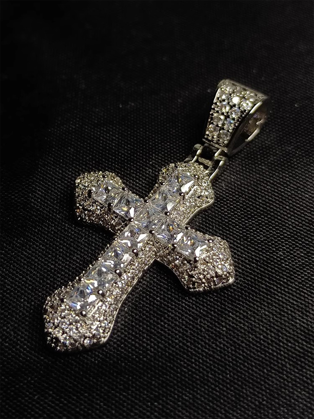 Hip-hop Retro Cross Stainless Steel Copper Inlay Zircon Pendant Necklace display picture 6