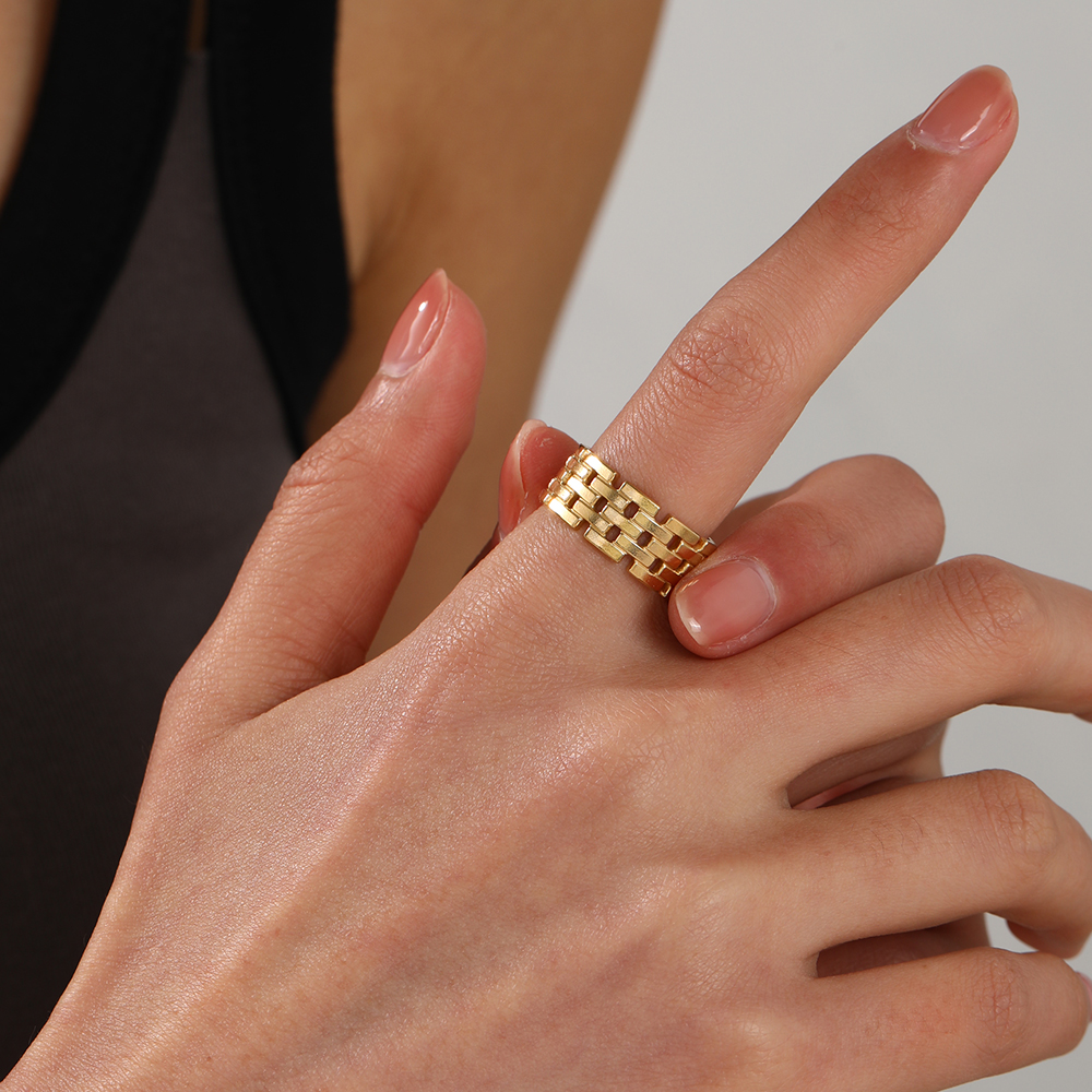 304 Stainless Steel 18K Gold Plated Vintage Style Plating Geometric Open Rings display picture 4