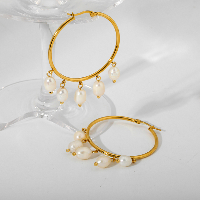 1 Pair Elegant Round Plating 201 Stainless Steel Freshwater Pearl 18K Gold Plated Drop Earrings display picture 4