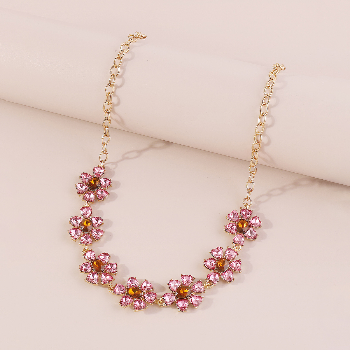 Wholesale Jewelry Elegant Sweet Flower Alloy Iron Rhinestones Inlay Necklace display picture 7