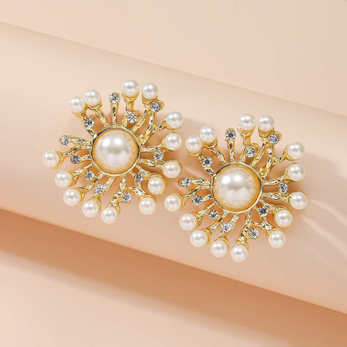 1 Paire Élégant Fleur Incruster Alliage Perles Artificielles Diamant Artificiel Boucles D'oreilles display picture 2
