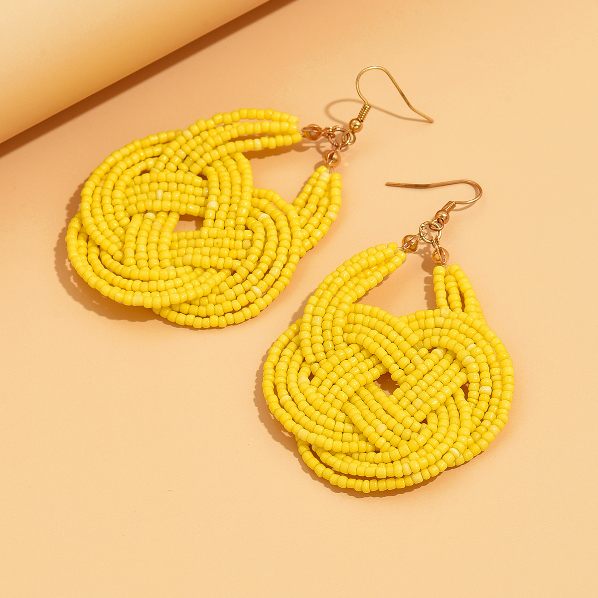 1 Pair Retro Ethnic Style Knot Beaded Handmade Plating Plastic Copper 18K Gold Plated Drop Earrings display picture 3