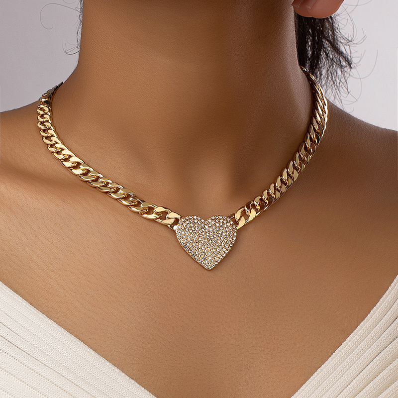 Original Design Retro Streetwear Heart Shape Alloy Plating Inlay Rhinestones Women's Pendant Necklace display picture 6