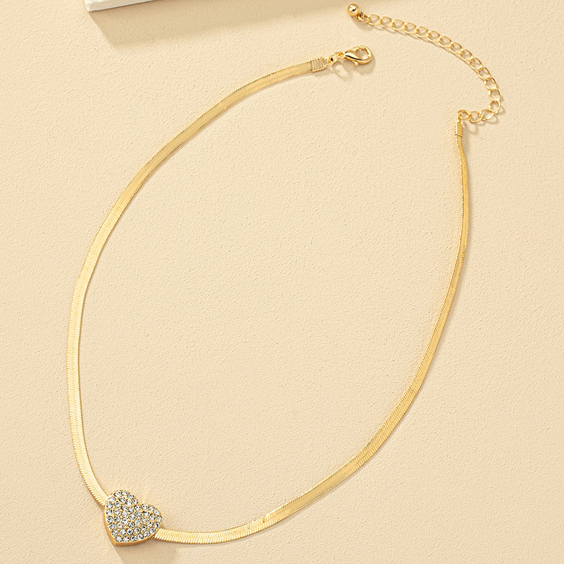 Original Design Retro Streetwear Heart Shape Alloy Plating Inlay Rhinestones Women's Pendant Necklace display picture 1