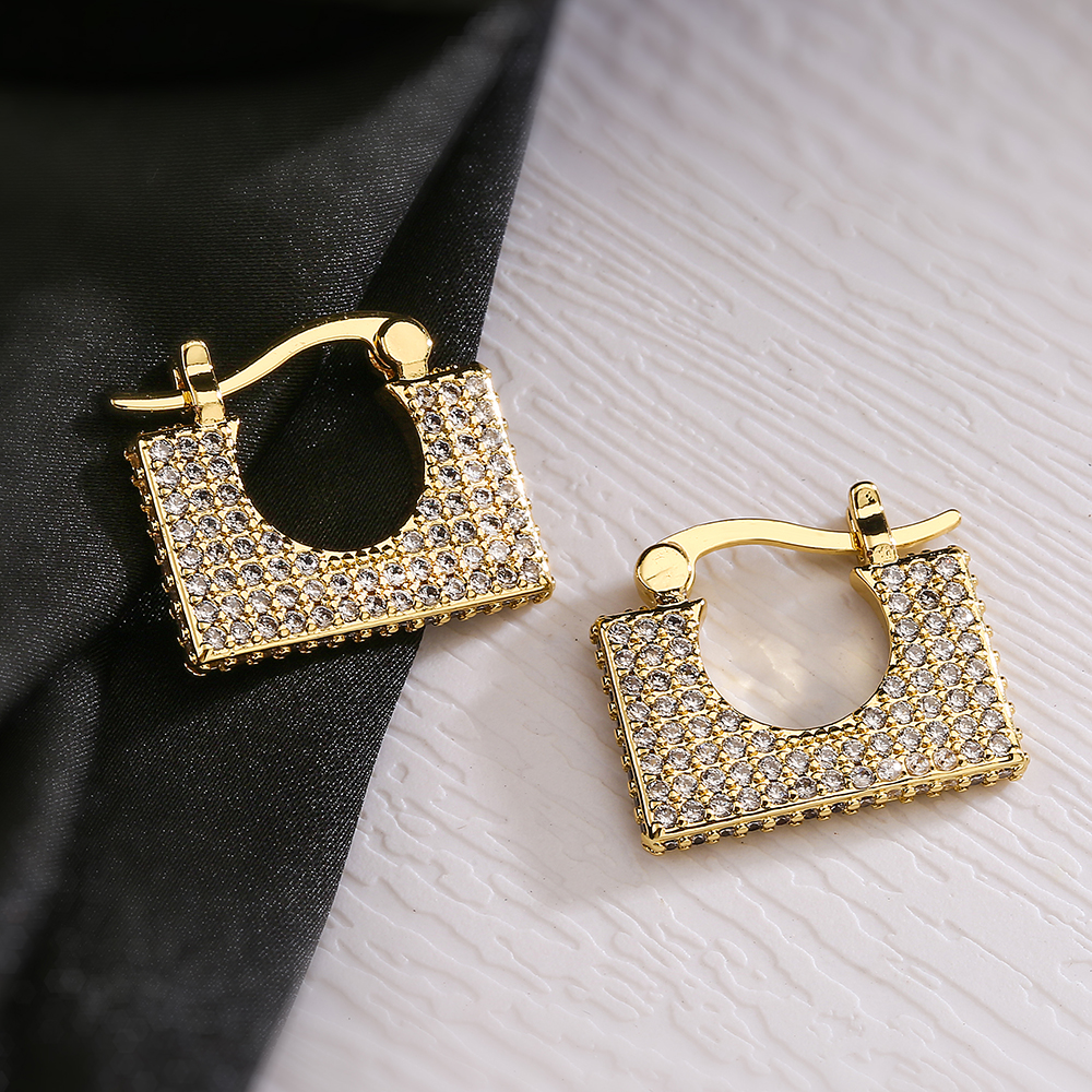 1 Pair Sweet Simple Style Commute Square Plating Inlay Copper Zircon 18k Gold Plated Hoop Earrings display picture 3