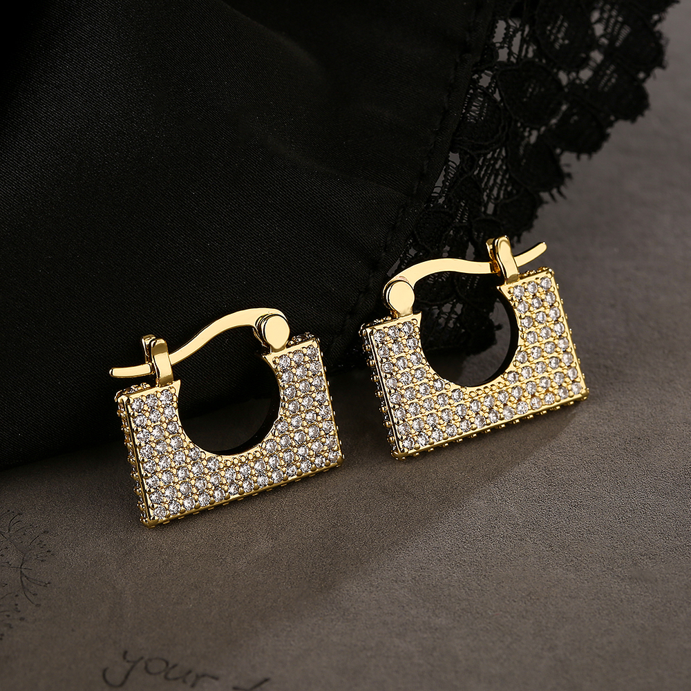 1 Pair Sweet Simple Style Commute Square Plating Inlay Copper Zircon 18k Gold Plated Hoop Earrings display picture 5
