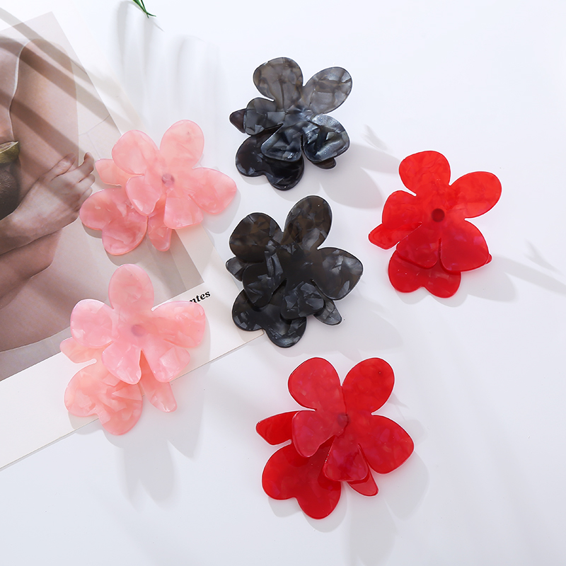 1 Pair Casual Flower Arylic Drop Earrings display picture 4