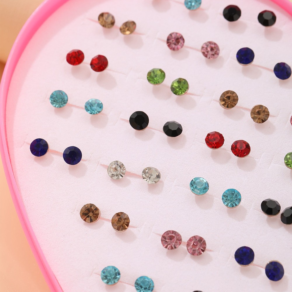 1 Set Simple Style Flower Plating Inlay Resin Artificial Gemstones Resin Gold Plated Silver Plated Ear Studs display picture 3
