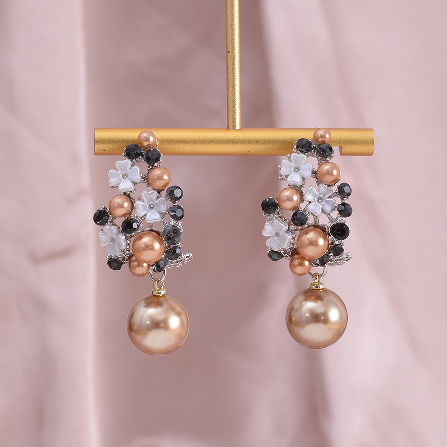1 Paire Glamour Luxueux Artistique Fleur Tridimensionnel Évider Incruster Alliage Perles Artificielles Boucles D'oreilles display picture 4