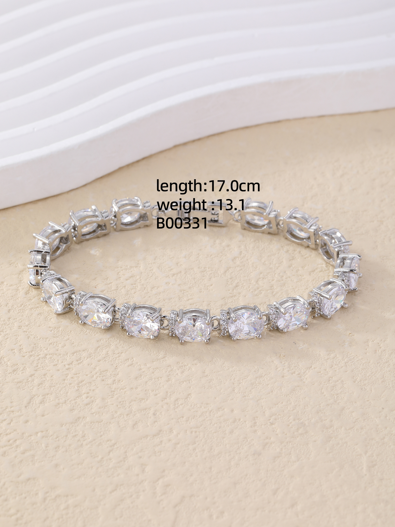 Ig Style Simple Style Oval Copper Inlay Zircon Tennis Bracelet display picture 3