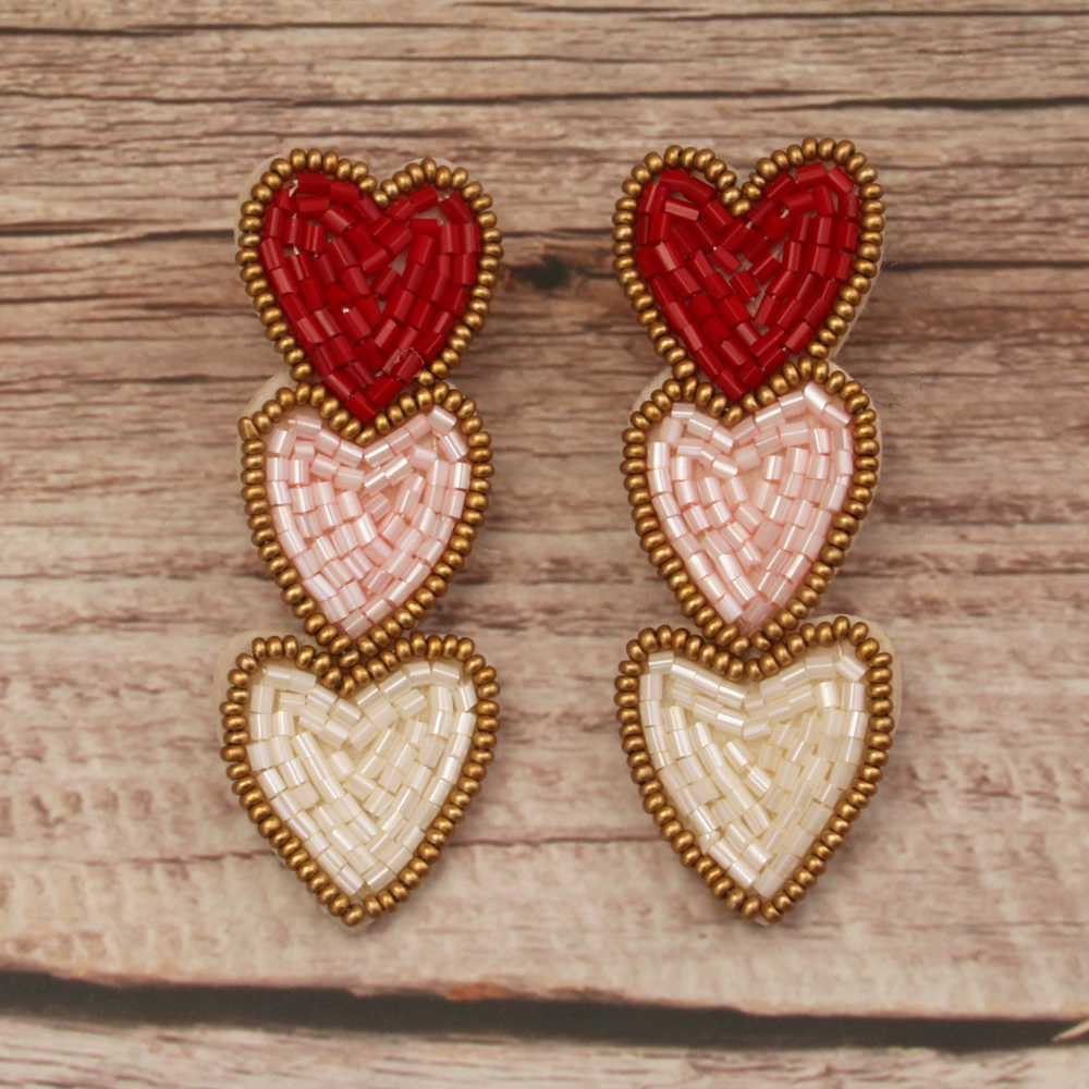 1 Pair Simple Style Artistic Heart Shape Handmade Beaded Cloth Drop Earrings display picture 5