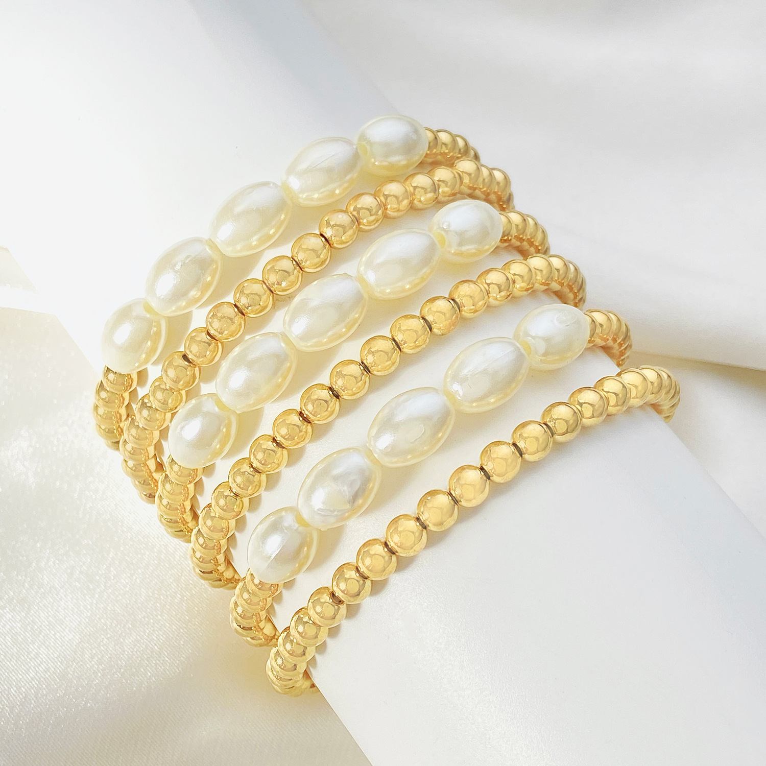 Tropical Round 14k Gold Plated Alloy Wholesale Bracelets display picture 4