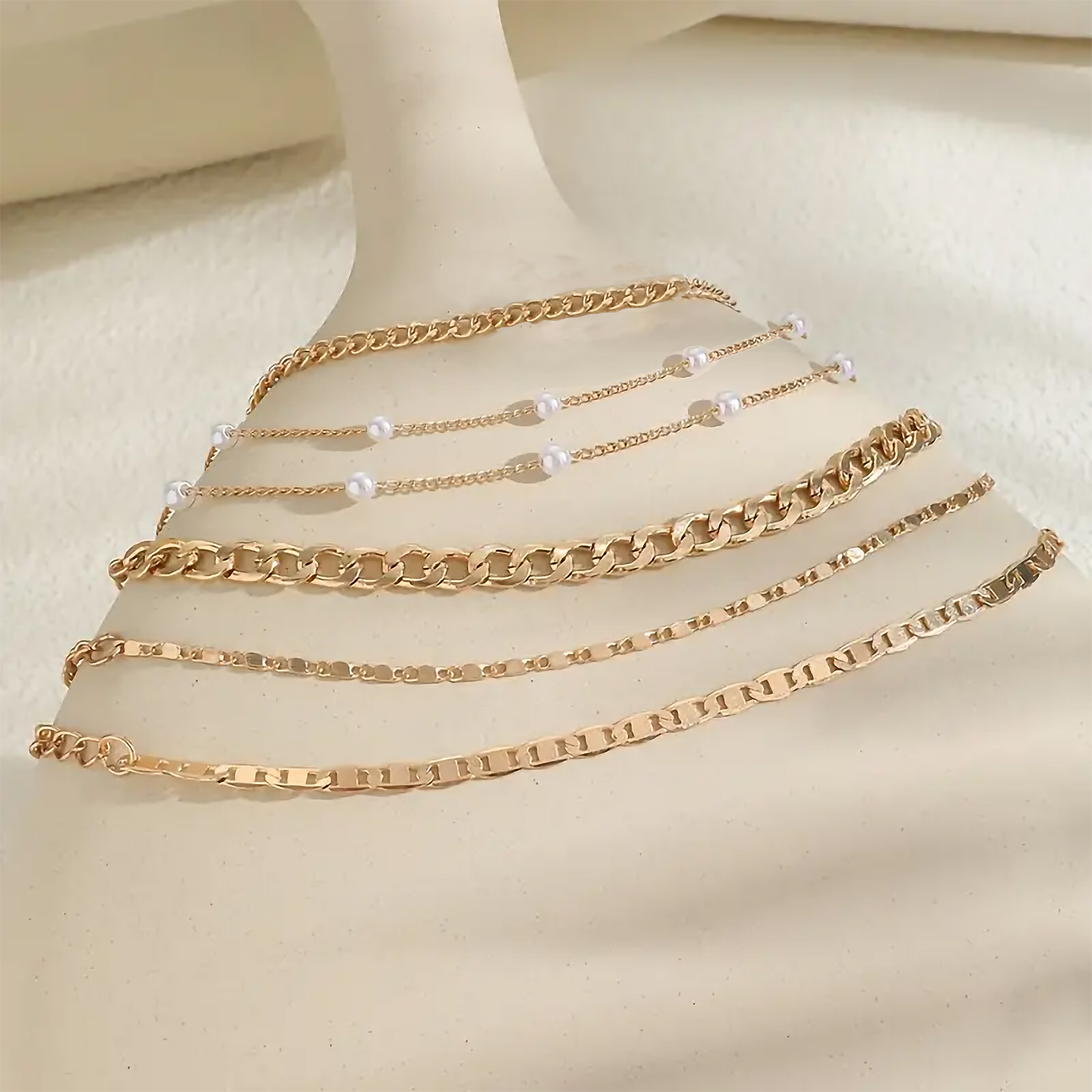 Einfacher Stil Oval Kupfer Überzug Inlay Künstliche Perlen 18 Karat Vergoldet Frau Fußkettchen display picture 7