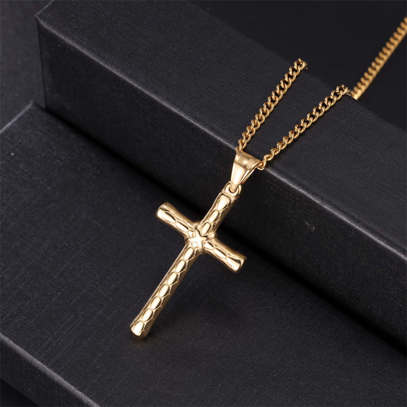 Punk Streetwear Cross Stainless Steel Pendant Necklace display picture 2