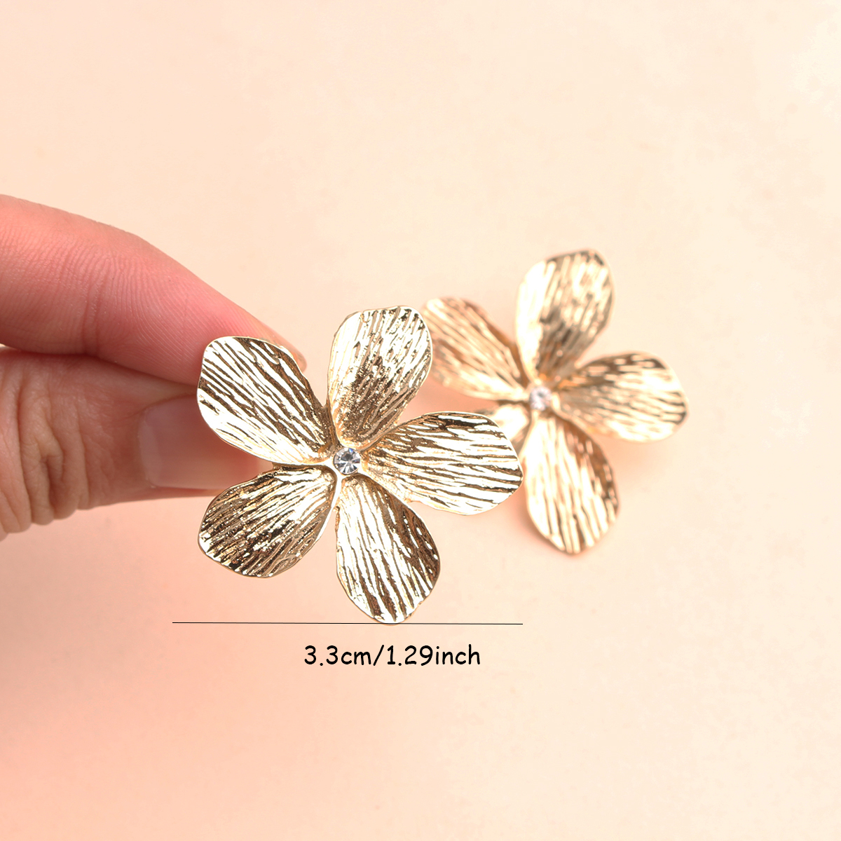1 Paar Ig-stil Blütenblatt Überzug Inlay Legierung Strasssteine Vergoldet Ohrstecker display picture 1