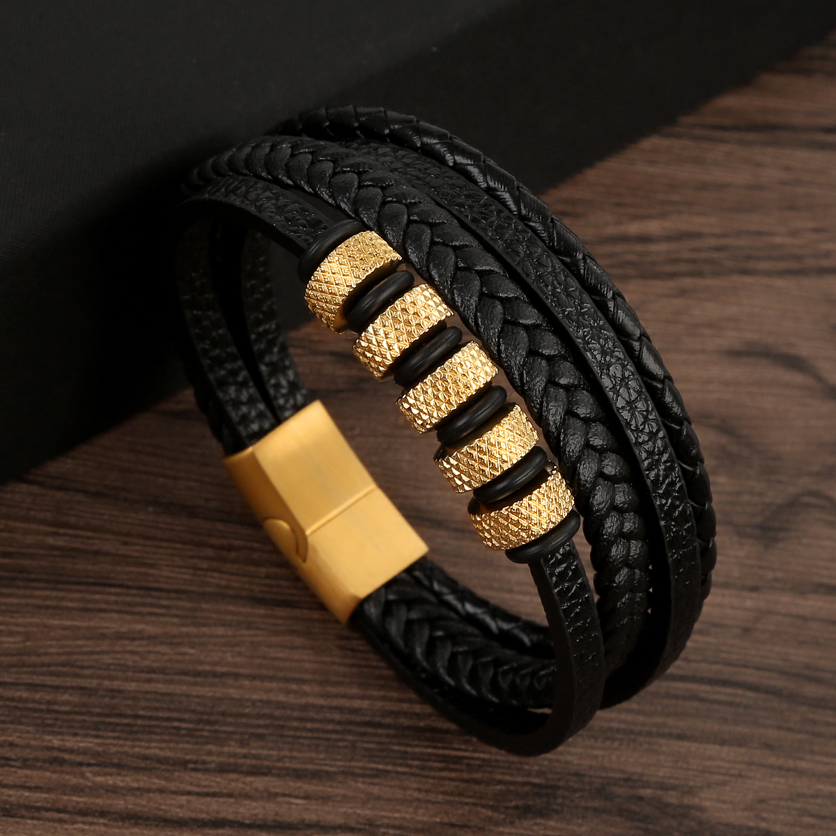 Vintage Style Solid Color Stainless Steel Pu Leather Handmade Men's Bracelets display picture 1