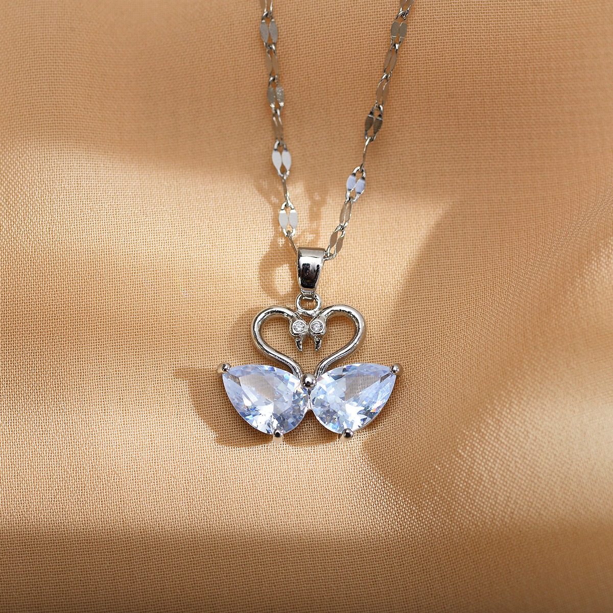 Sweet Swan Copper Inlay Zircon Earrings Necklace display picture 4