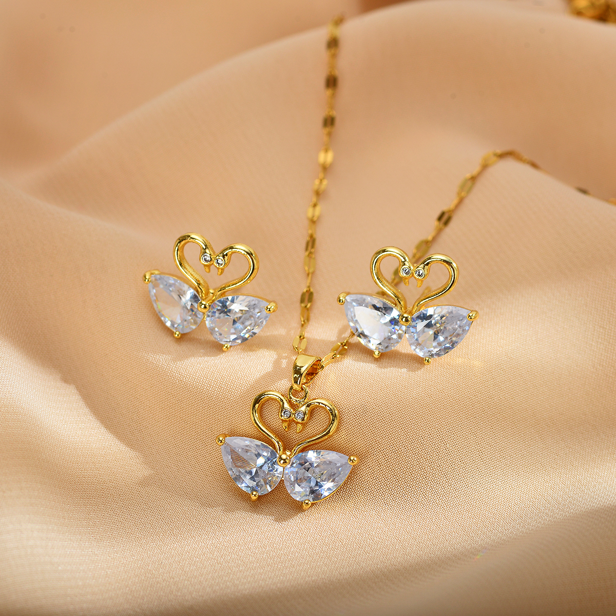 Sweet Swan Copper Inlay Zircon Earrings Necklace display picture 2