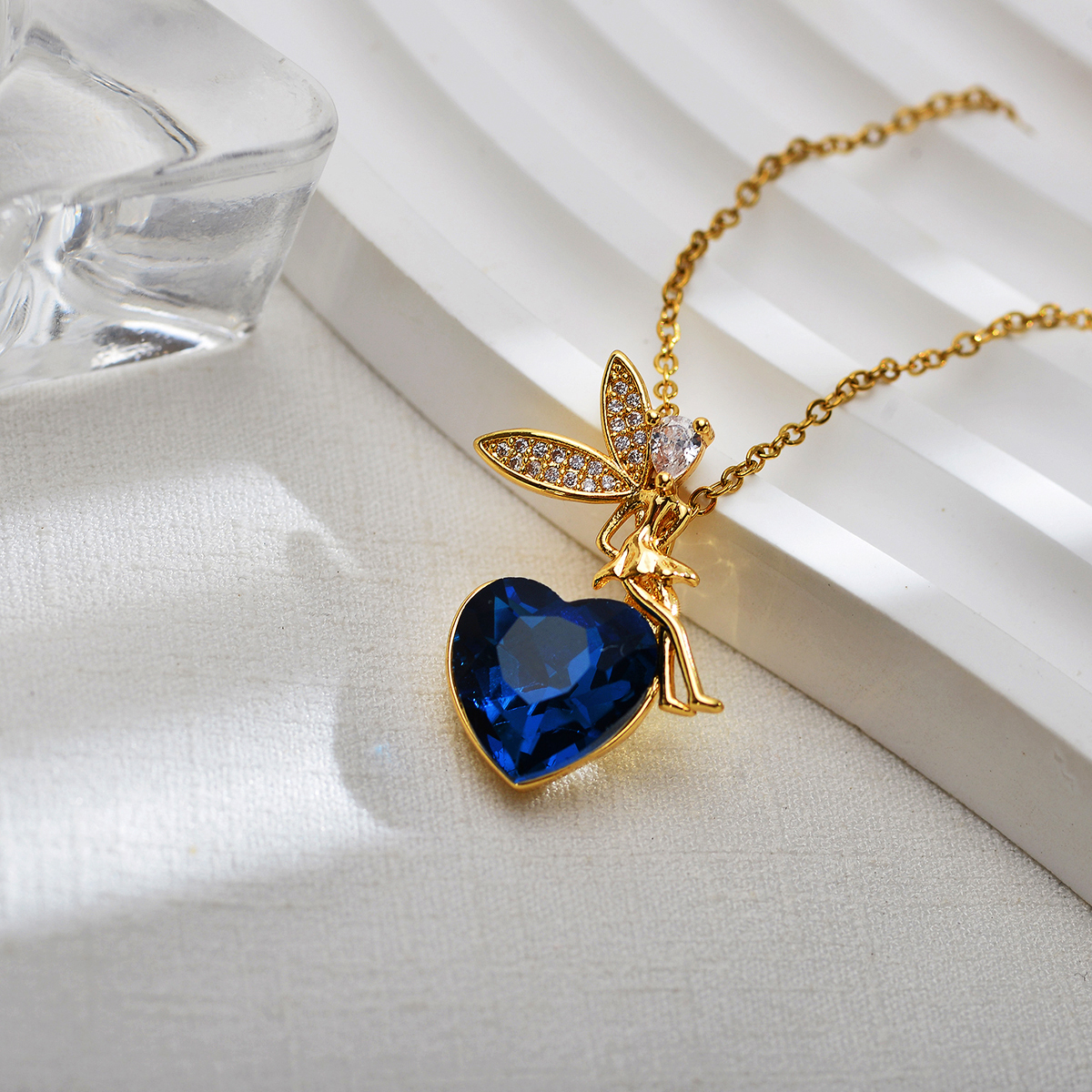 Fairy Style Cartoon Character Heart Shape Titanium Steel Copper Inlay Zircon Pendant Necklace display picture 2