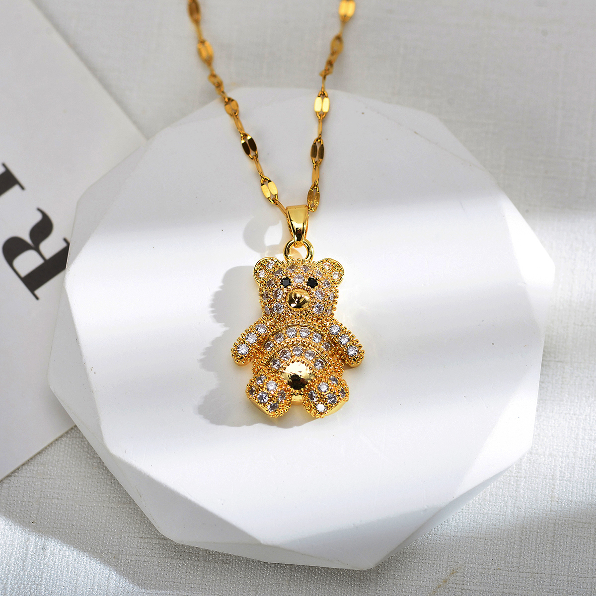Cute Animal Bear Titanium Steel Copper Plating Inlay Zircon 18k Gold Plated Pendant Necklace display picture 2
