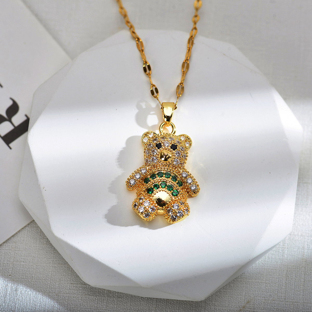 Cute Animal Bear Titanium Steel Copper Plating Inlay Zircon 18k Gold Plated Pendant Necklace display picture 4