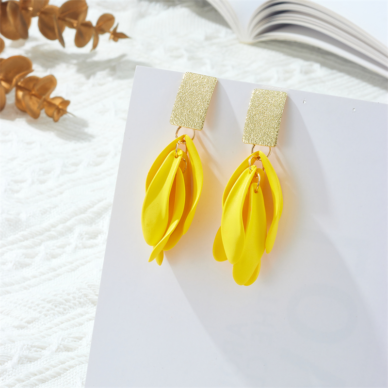 1 Pair Lady Vacation Petal Arylic Alloy Drop Earrings display picture 8