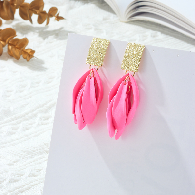 1 Pair Lady Vacation Petal Arylic Alloy Drop Earrings display picture 4