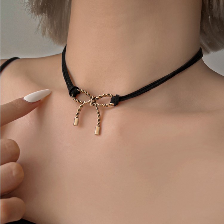 Cool Style Bow Knot Alloy Patchwork Women's Necklace display picture 2
