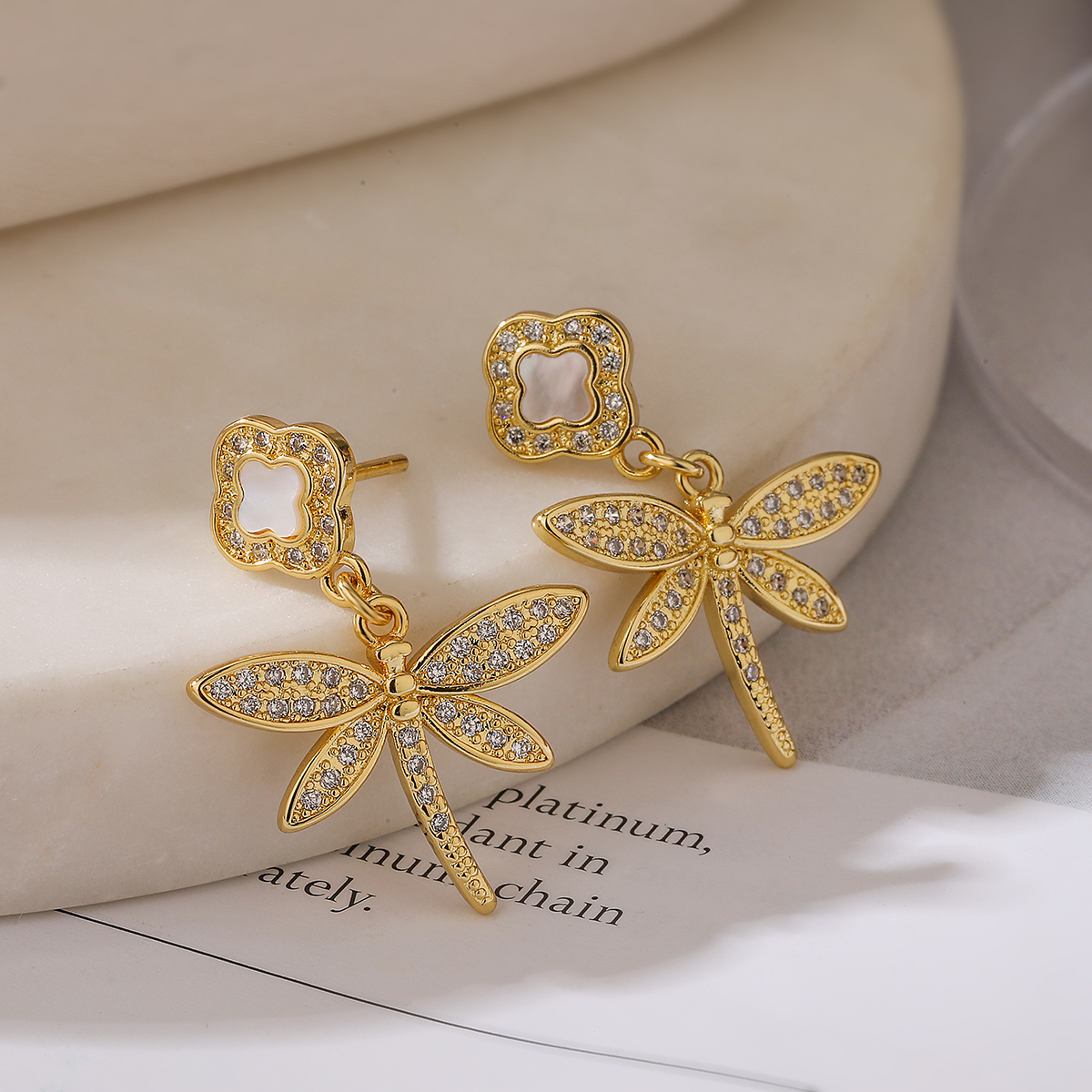 1 Pair Simple Style Commute Heart Shape Dragonfly Plating Inlay Copper Zircon 18k Gold Plated Drop Earrings display picture 4