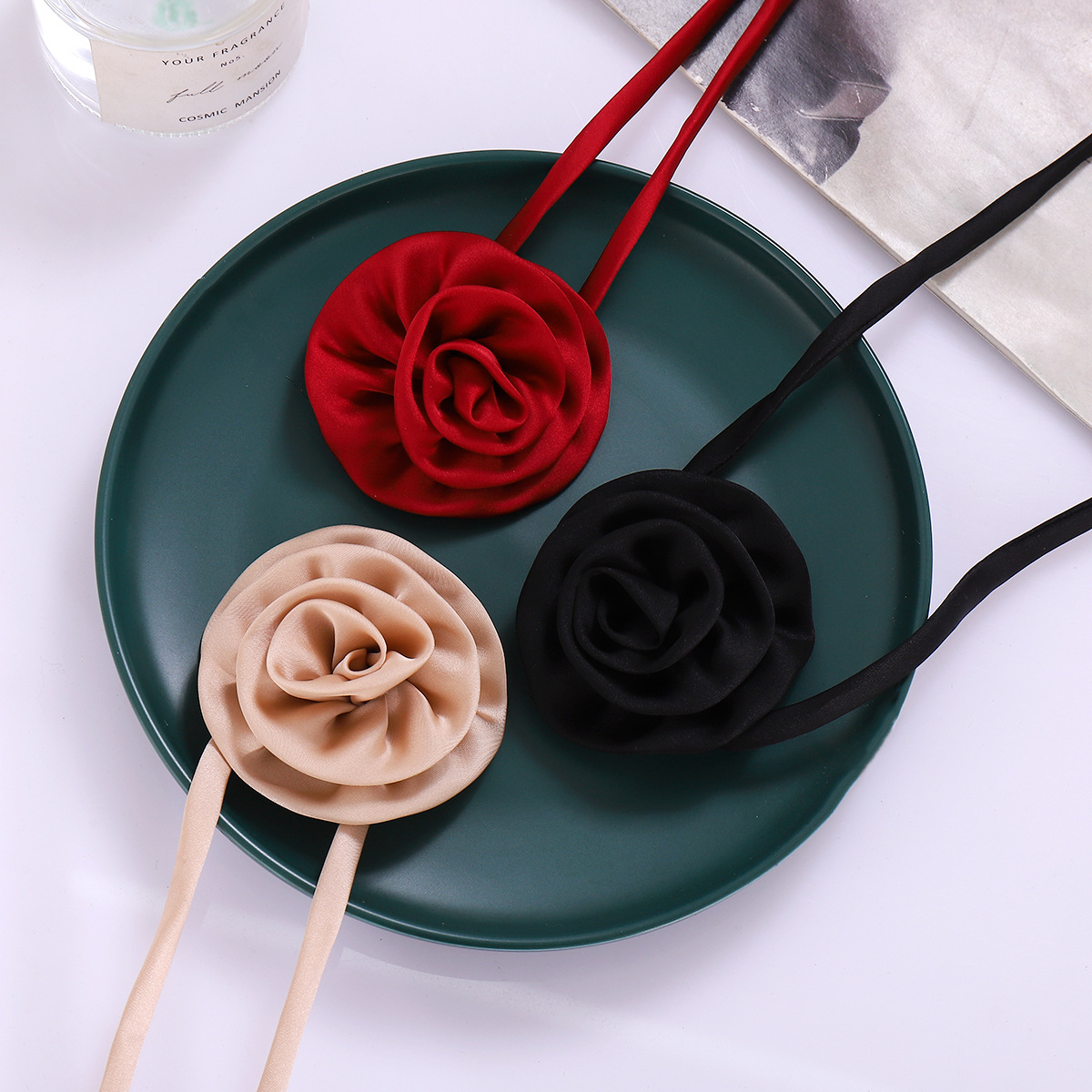 Streetwear Flower Cloth Women's Necklace display picture 2