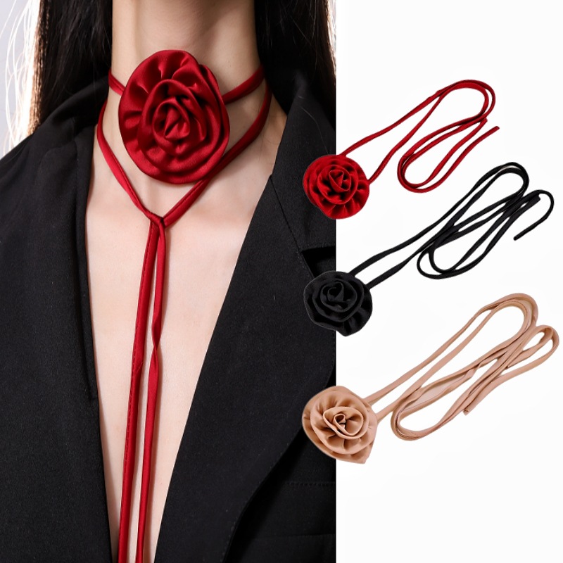 Streetwear Flower Cloth Women's Necklace display picture 3