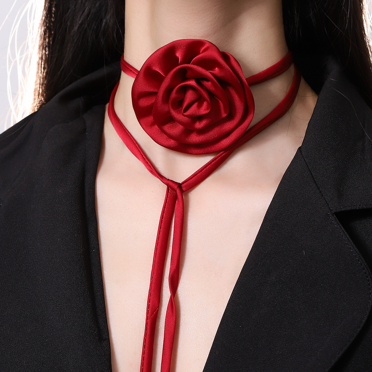Streetwear Flower Cloth Women's Necklace display picture 4