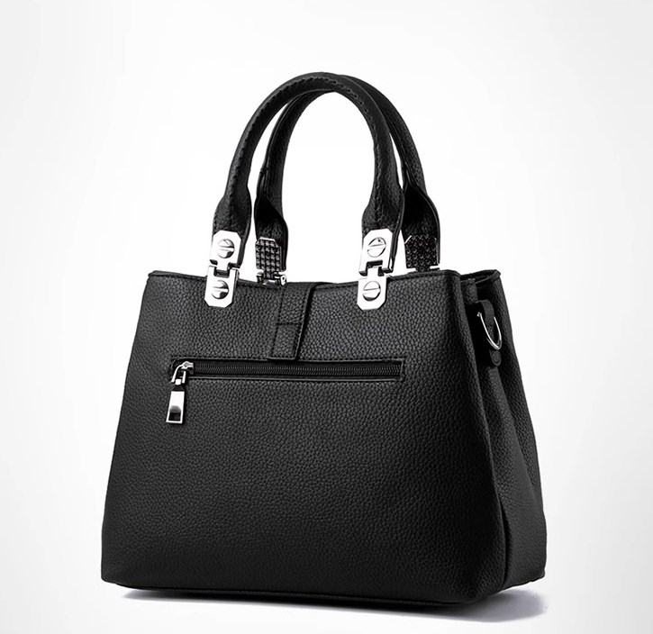 Women's Medium Pu Leather Solid Color Vacation Streetwear Square Zipper Shoulder Bag Handbag Crossbody Bag display picture 4