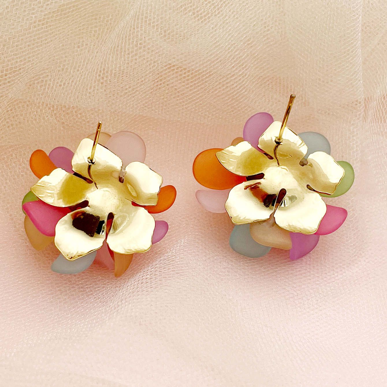 1 Pair British Style Commute Flower Plating 304 Stainless Steel Acrylic 14K Gold Plated Drop Earrings display picture 1