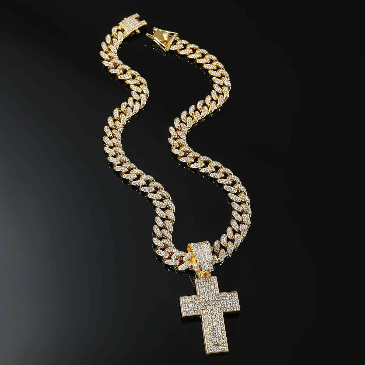 Hip-hop Cross Alloy Inlay Rhinestones Men's Pendant Necklace display picture 4