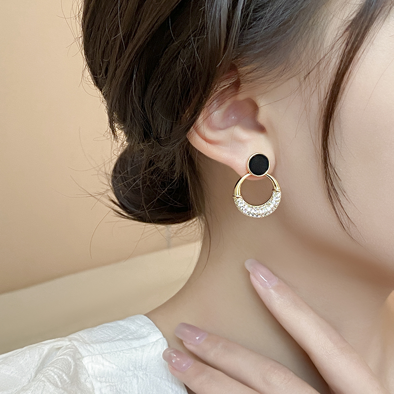 1 Pair Simple Style Circle Inlay Alloy Zircon Drop Earrings display picture 3
