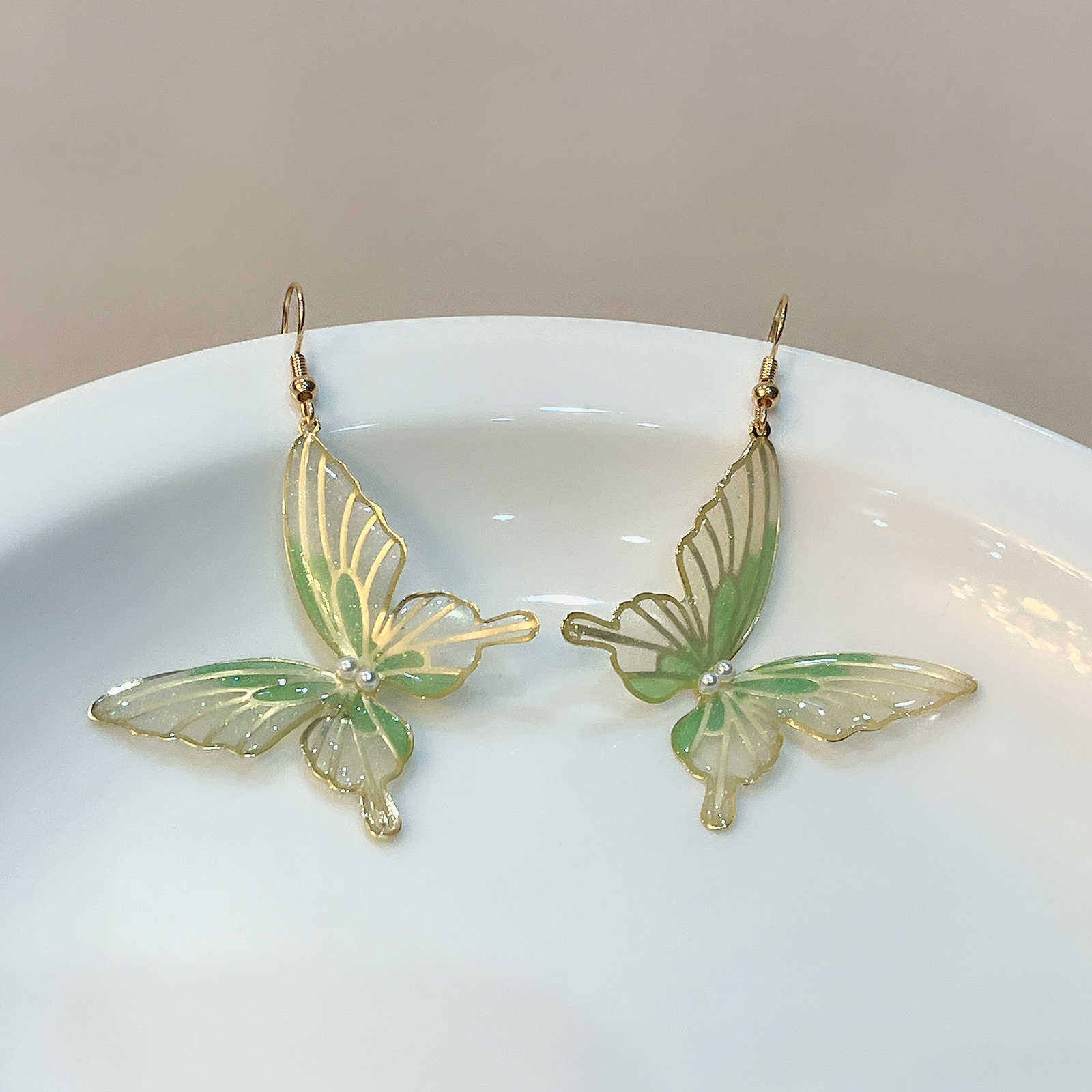 1 Pair Elegant Lady Korean Style Butterfly Resin Drop Earrings display picture 6