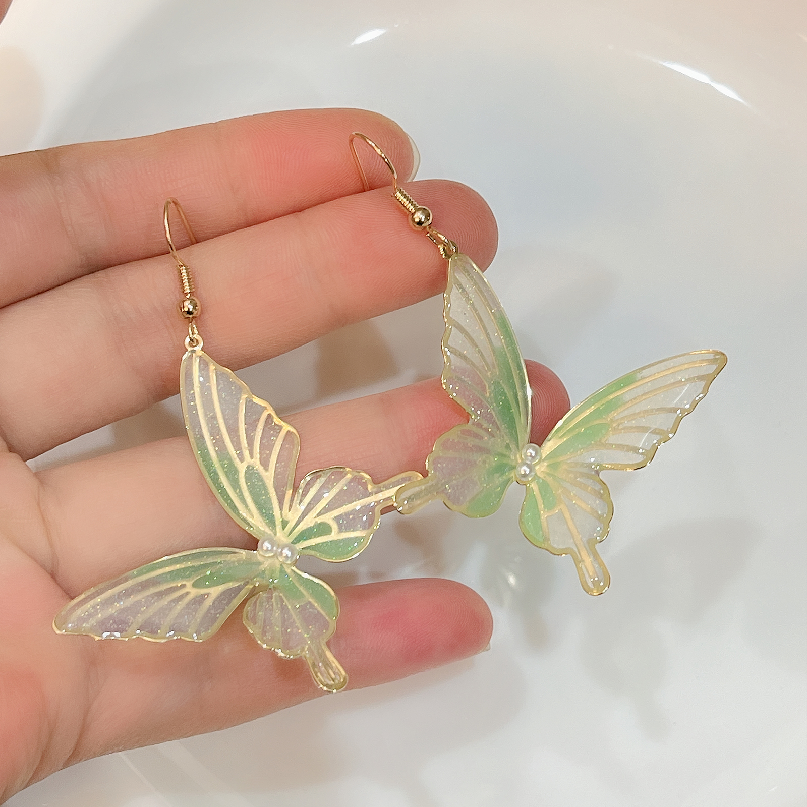 1 Pair Elegant Lady Korean Style Butterfly Resin Drop Earrings display picture 12