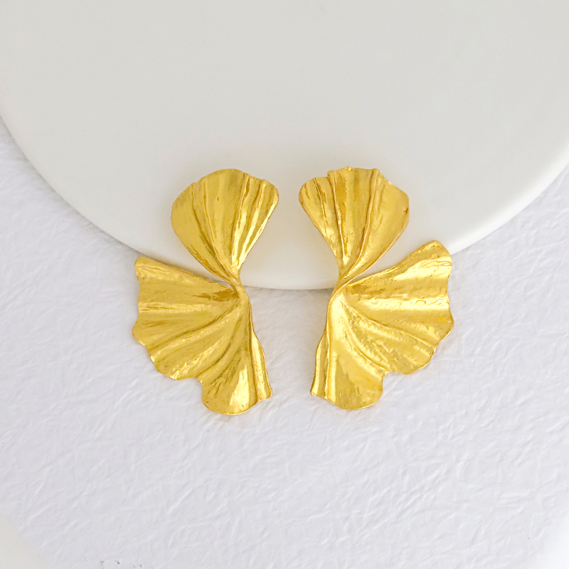 1 Pair Luxurious Leaves Plating Alloy Gold Plated Ear Studs display picture 3