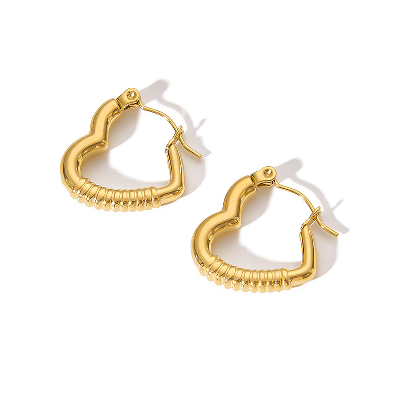 1 Pair IG Style Heart Shape Plating 304 Stainless Steel 18K Gold Plated Earrings display picture 7