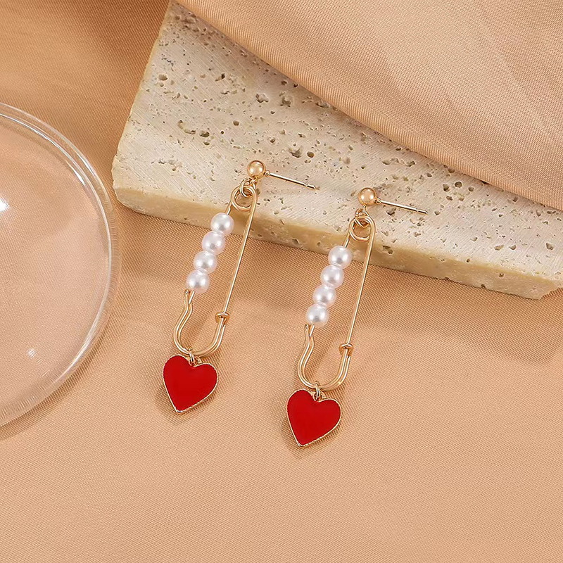 1 Piece Glam Novelty Paper Clip Heart Shape Plating Inlay Alloy Artificial Pearls Gold Plated Drop Earrings display picture 5