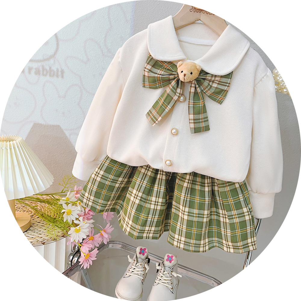 Casual Princess Plaid Bear Bowknot Cotton Girls Clothing Sets display picture 3