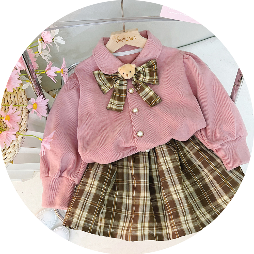 Casual Princess Plaid Bear Bowknot Cotton Girls Clothing Sets display picture 18