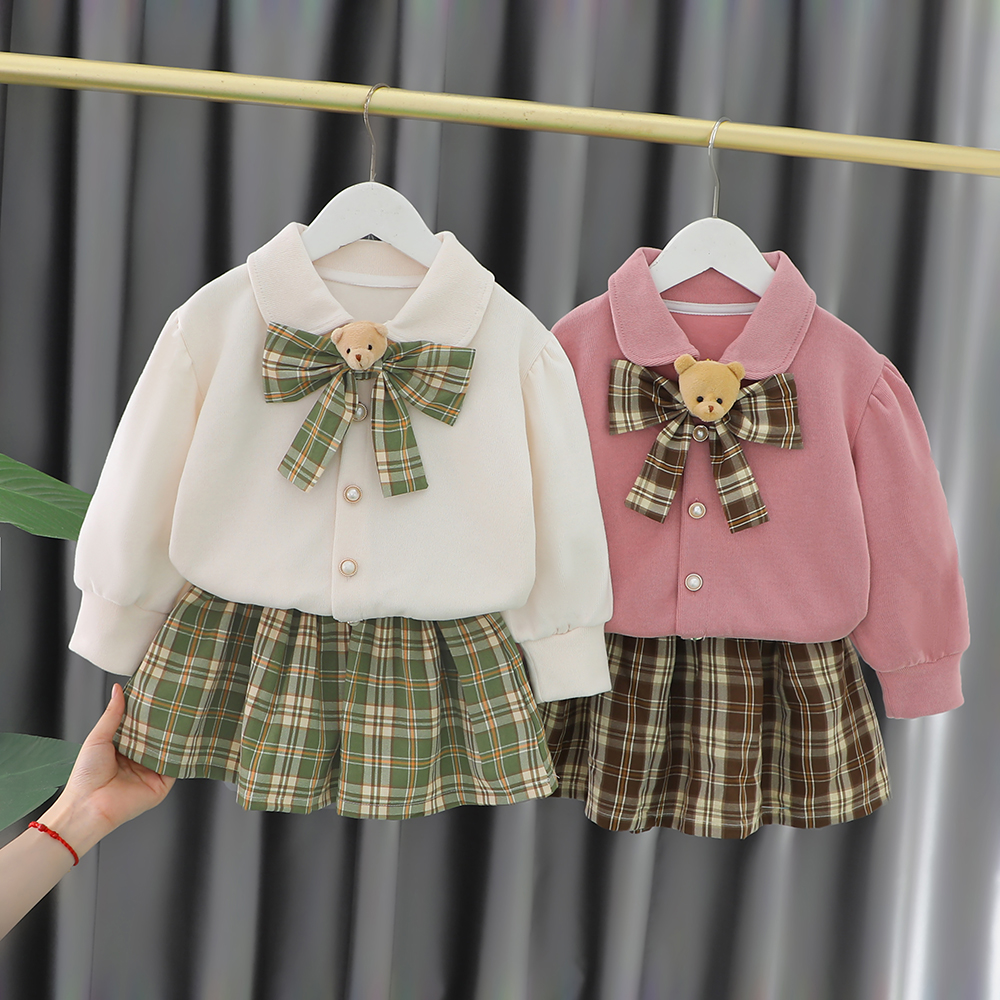 Casual Princess Plaid Bear Bowknot Cotton Girls Clothing Sets display picture 20