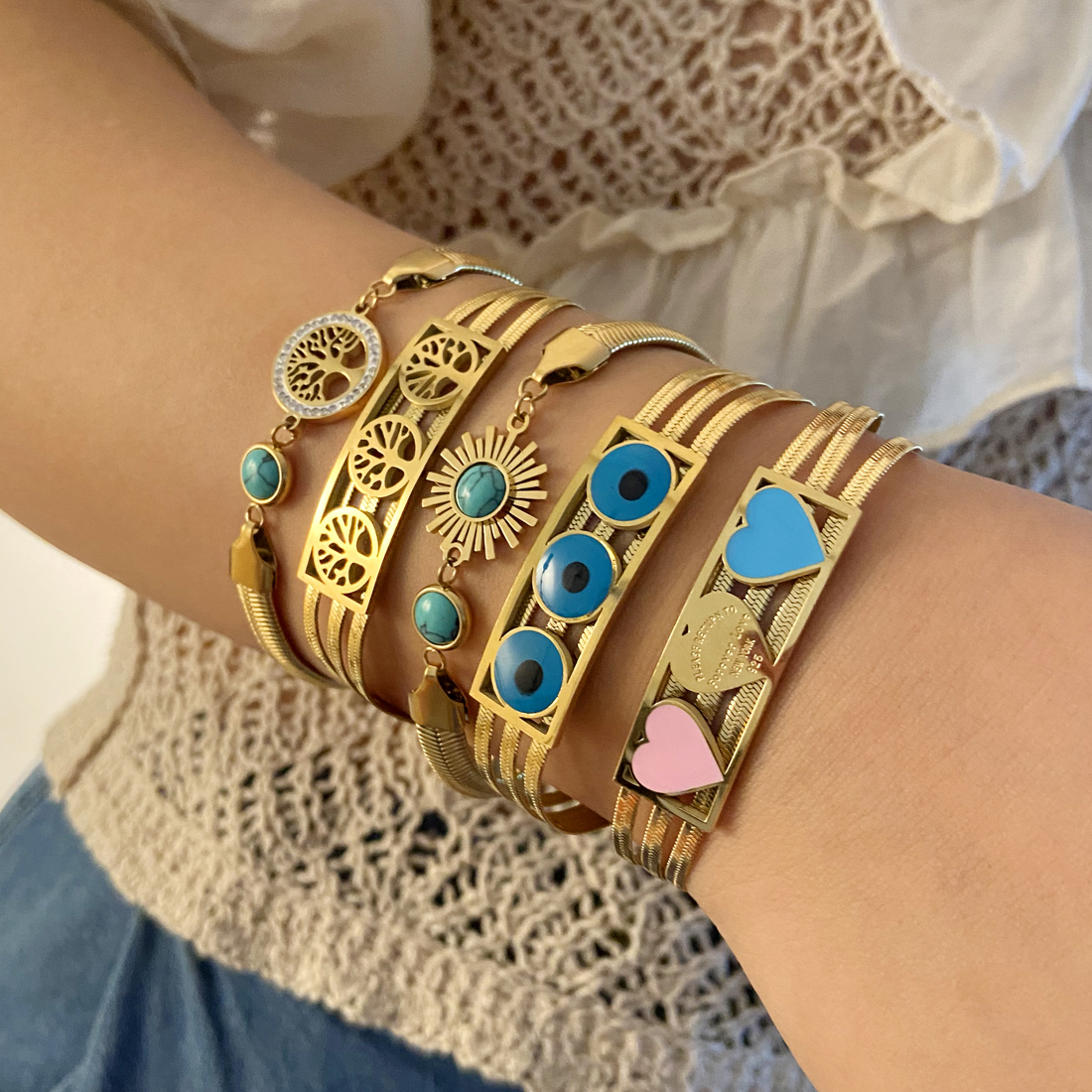 Estilo IG Básico Forma De Corazón Acero Inoxidable Chapados en oro de 18k Pulsera Al Mayoreo display picture 1