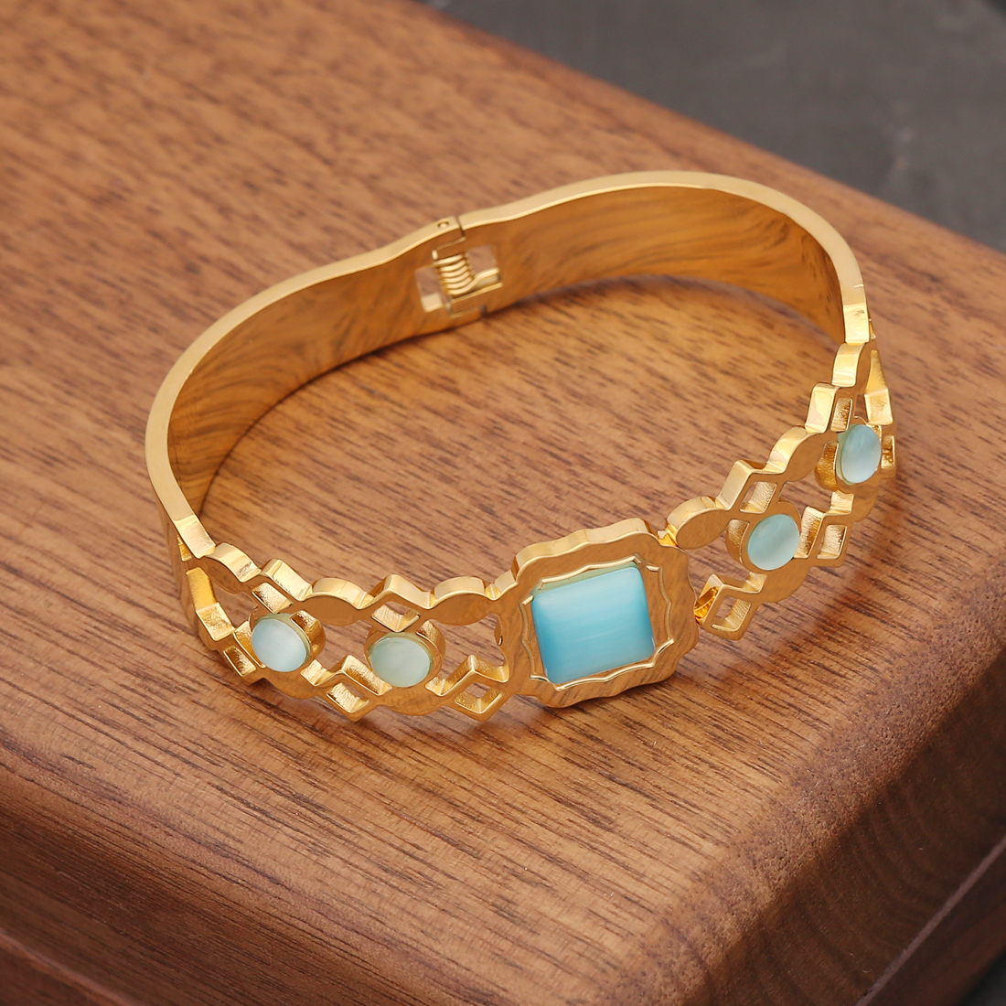 Basic Retro Modern Style Geometric Stainless Steel 18K Gold Plated Opal Bangle In Bulk display picture 7